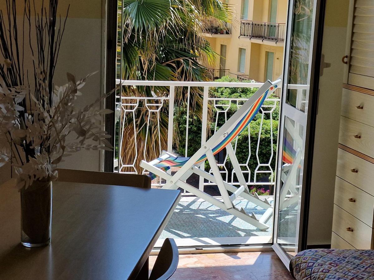 Ligure Residence Борджо-Верецці Екстер'єр фото