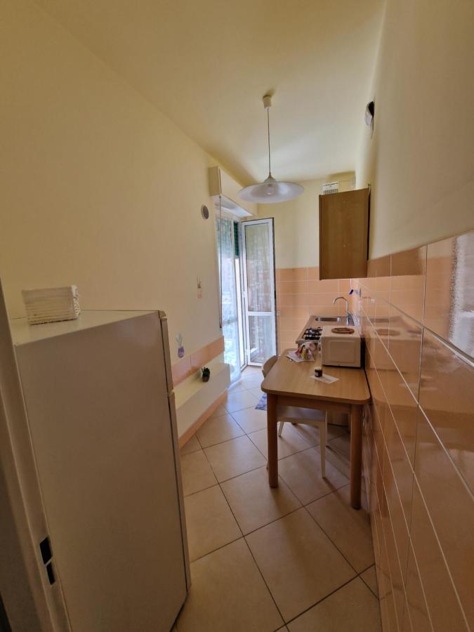 Ligure Residence Борджо-Верецці Екстер'єр фото